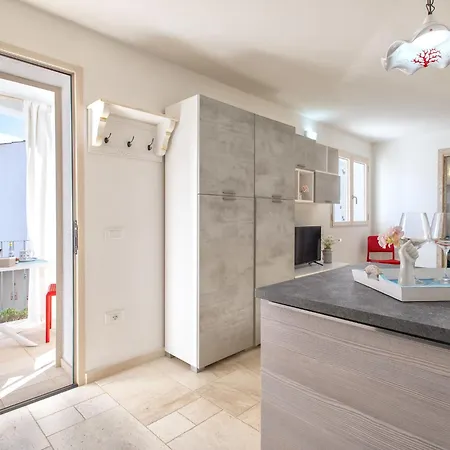 La Conchiglia D'oro By Interhome Budoni